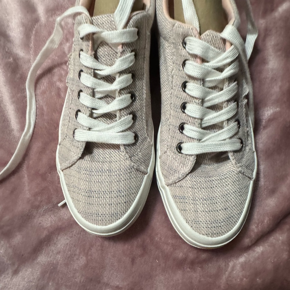 Rocket dog pink sneakers sz 9.5